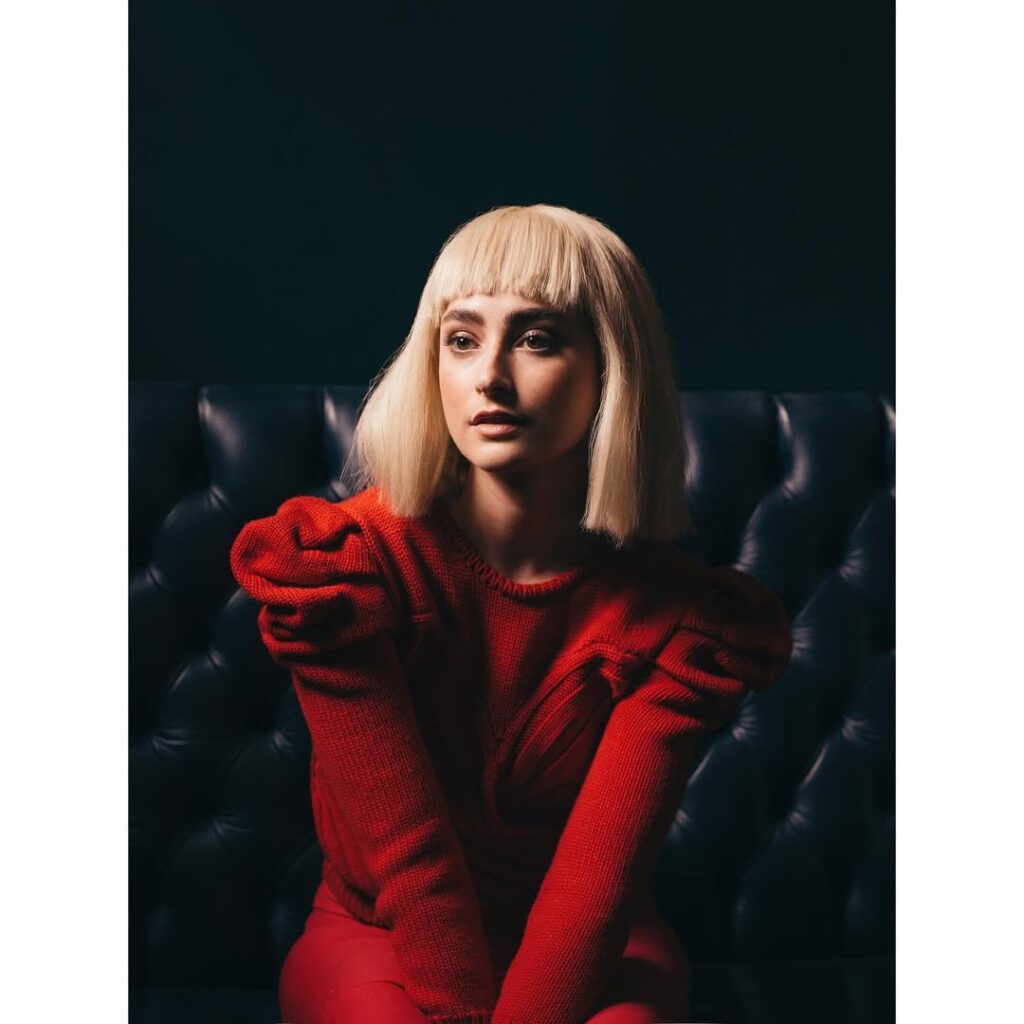 Ellise Chappell Net Worth