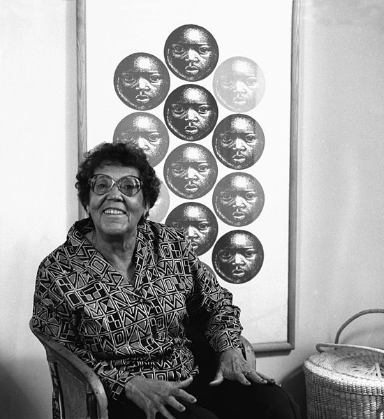 Elizabeth Catlett Biography