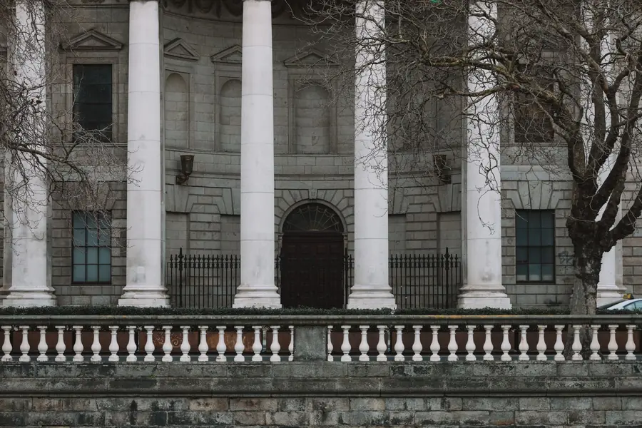 Kevin Spacey net worth - neoclassical courthouse facade with white columns